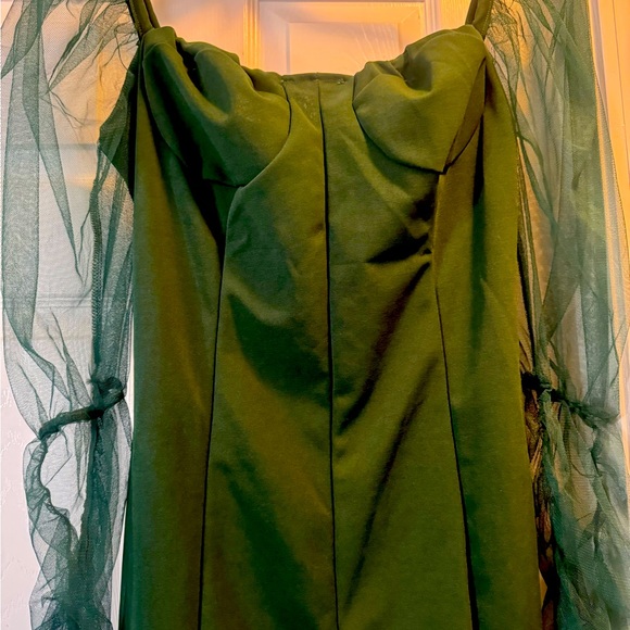 L’VOW SEXY MESH BODYCON DRESS. Size XL - Picture 7 of 8